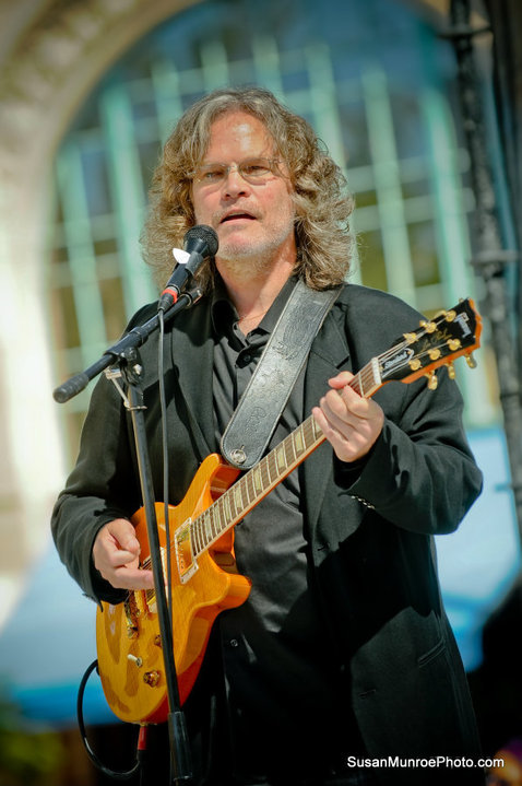 Stan Erhart @ Italian Festival 2010; Photo by Susan Munroe